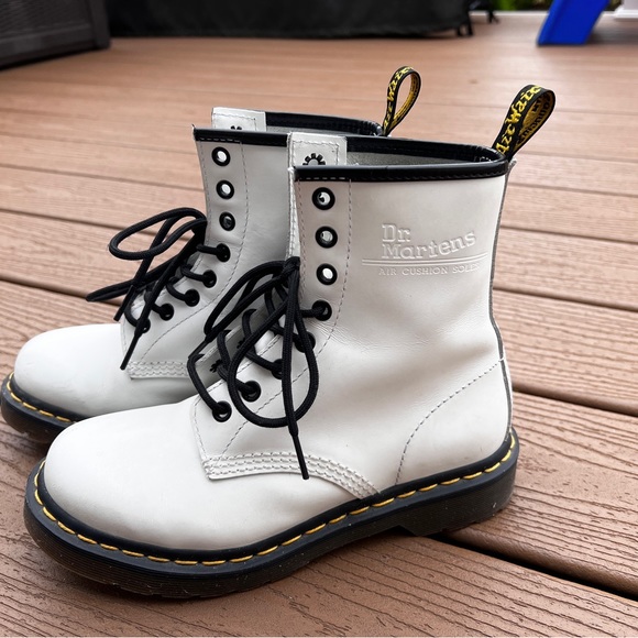 Women’s Dr. Martens Smooth Leather Combat Boots White / Black - Picture 10 of 10
